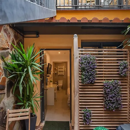Hostal House-3